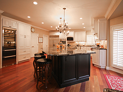 Large Kitchen With Island Design