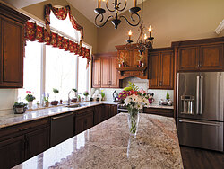 Traditional Kitchen With Center Island - Island Countertop