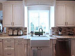Transitional Kitchen With Accent Island - Sink
