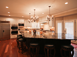 Large Kitchen With Island - Island Seating