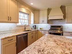 Full Length Kitchen Cabinets - White Kitchen Cabinets