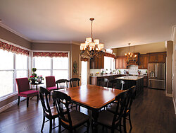 Traditional Kitchen With Center Island - Kitchen Table