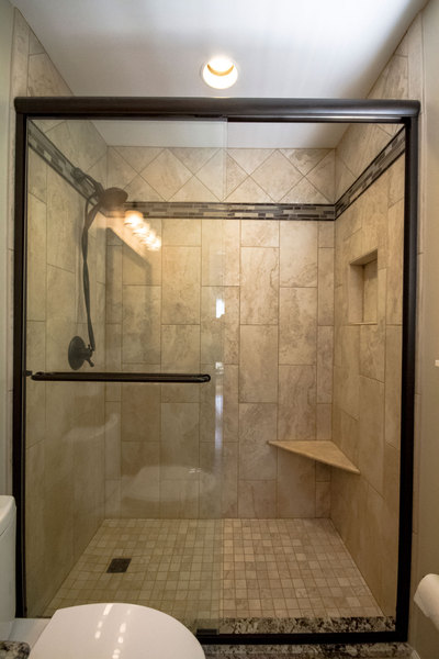 Henry | Bathroom Design Inspiration | Decorative Tile