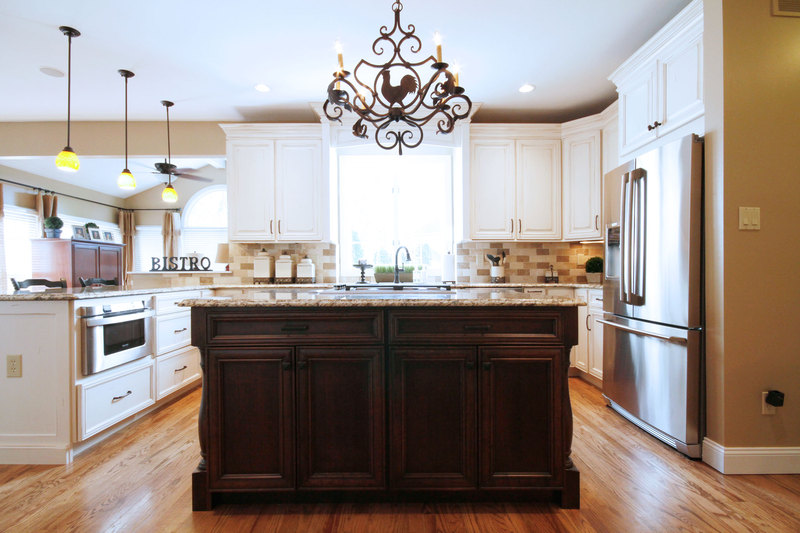 Transitional Kitchen With Accent Island, Accent Kitchen Island